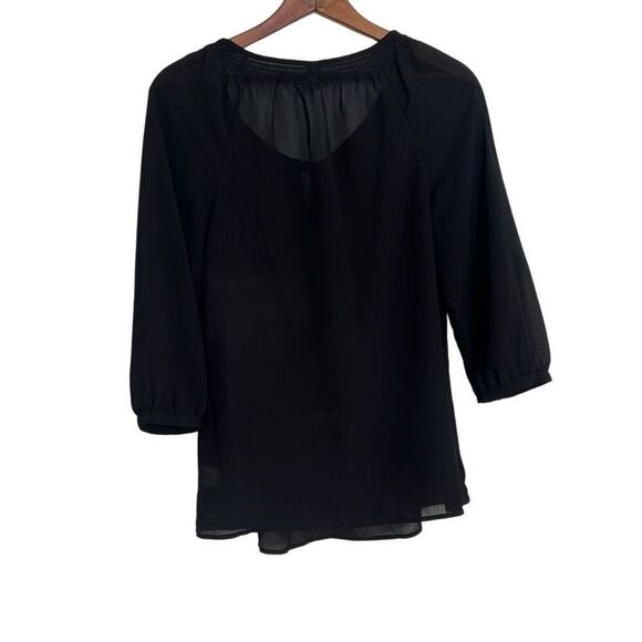 Old Navy Semi Sheer Embroidered Pullover Blouse Black Size Medium - Picture 1 of 7